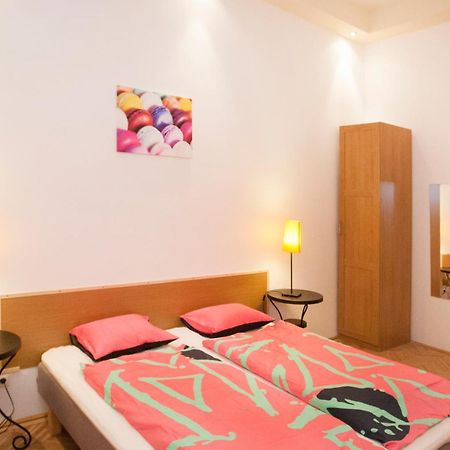 דירות בודפשט Carolyn Apartman In The Old City מראה חיצוני תמונה