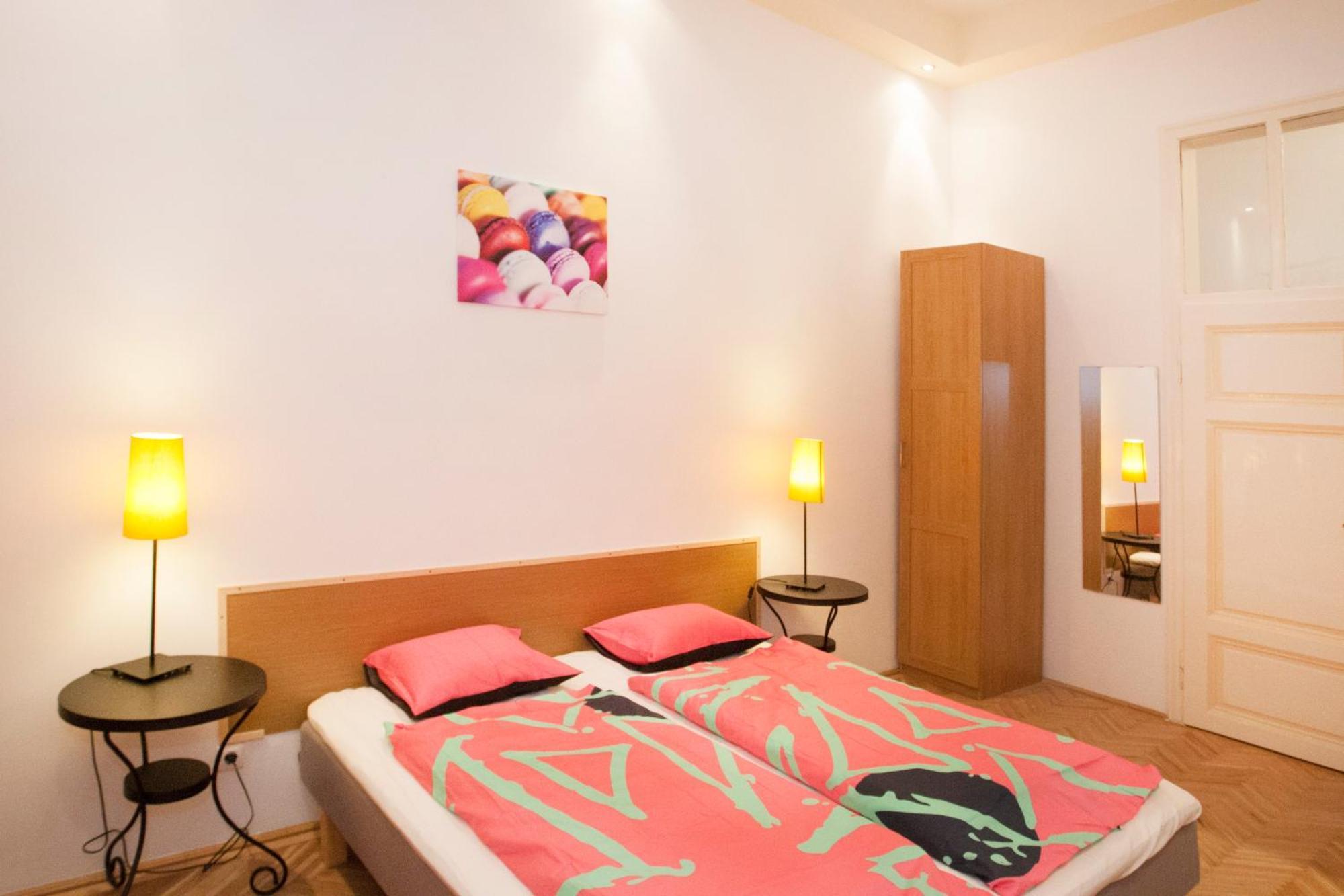 דירות בודפשט Carolyn Apartman In The Old City מראה חיצוני תמונה