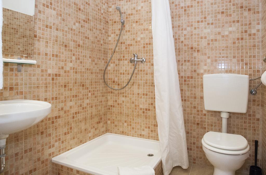 דירות בודפשט Carolyn Apartman In The Old City מראה חיצוני תמונה
