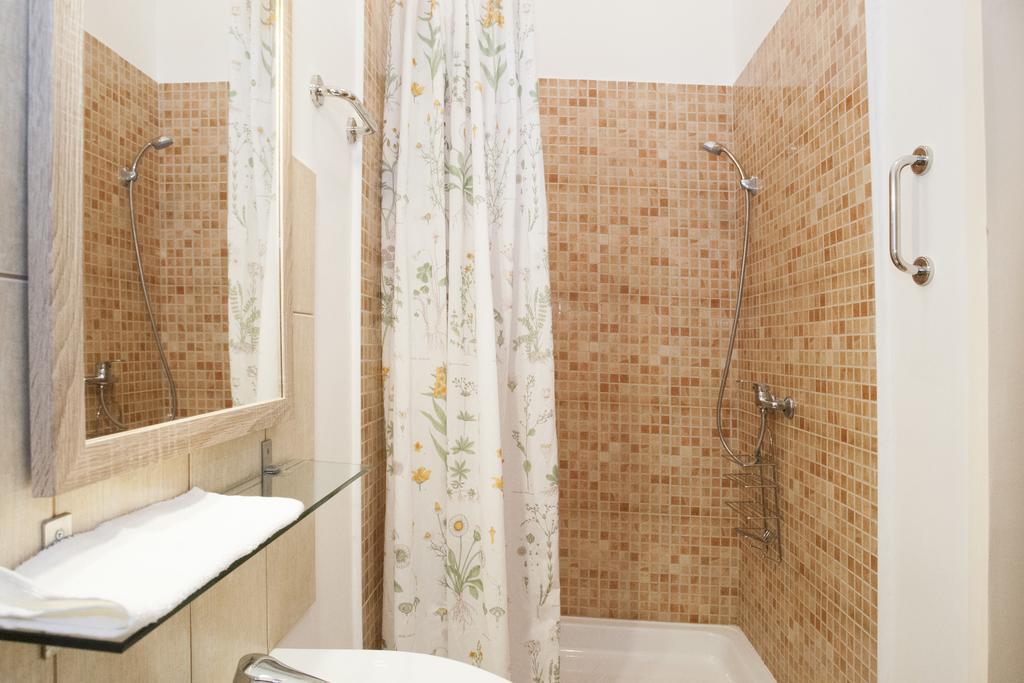 דירות בודפשט Carolyn Apartman In The Old City מראה חיצוני תמונה